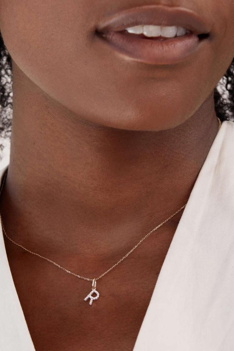 Look The Best You Ever Have With These Minimalist Brands