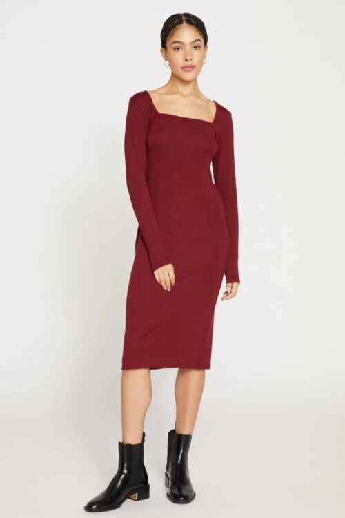 Brands Like Zara But More Sustainable And Better Overall